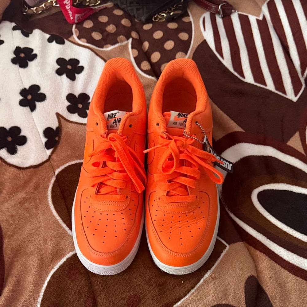 Nike Men's Bright Orange Sneakers